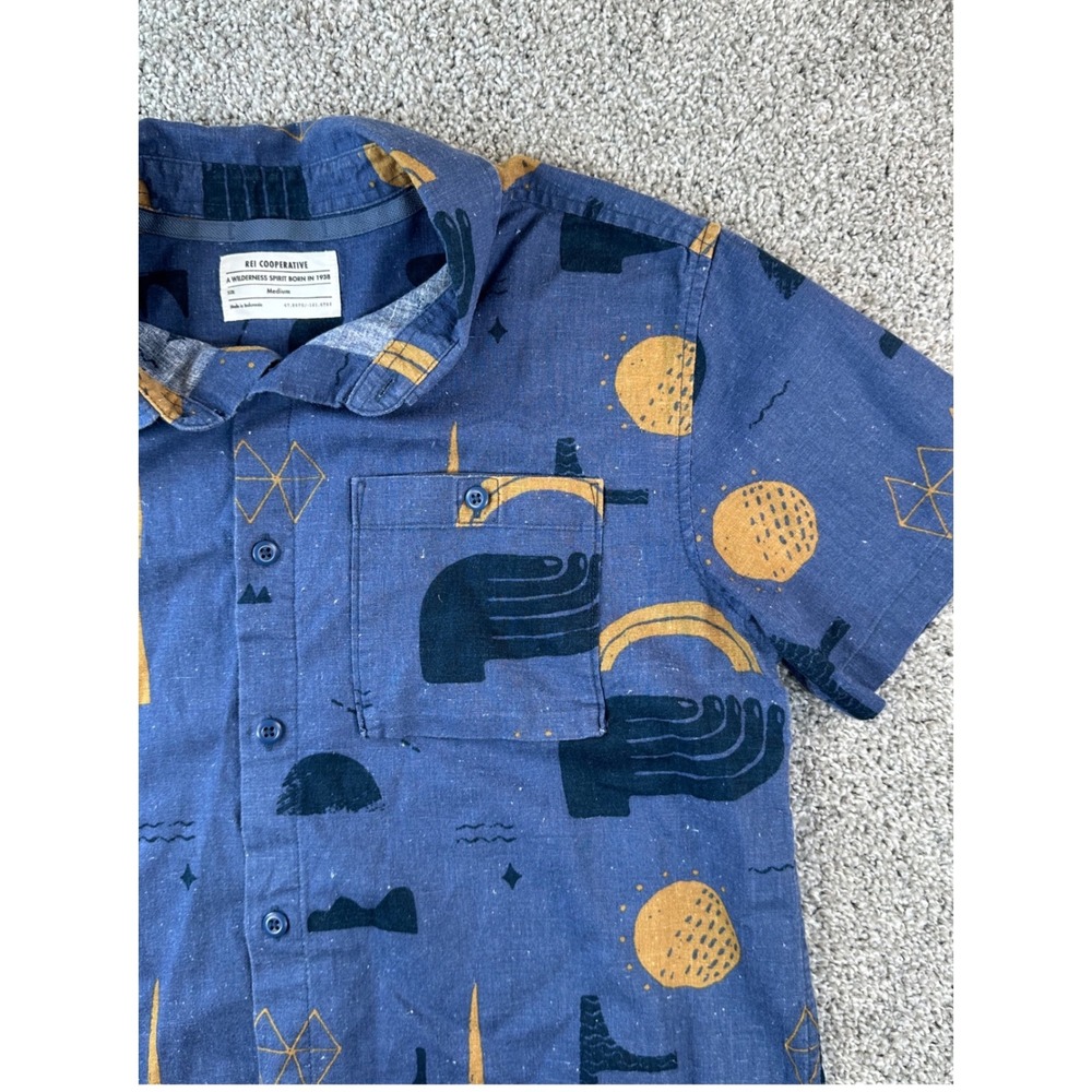 REI Co-op Shirt Mens M Blue Hemp Cotton Abstract Print Short Sleeve Button Down
